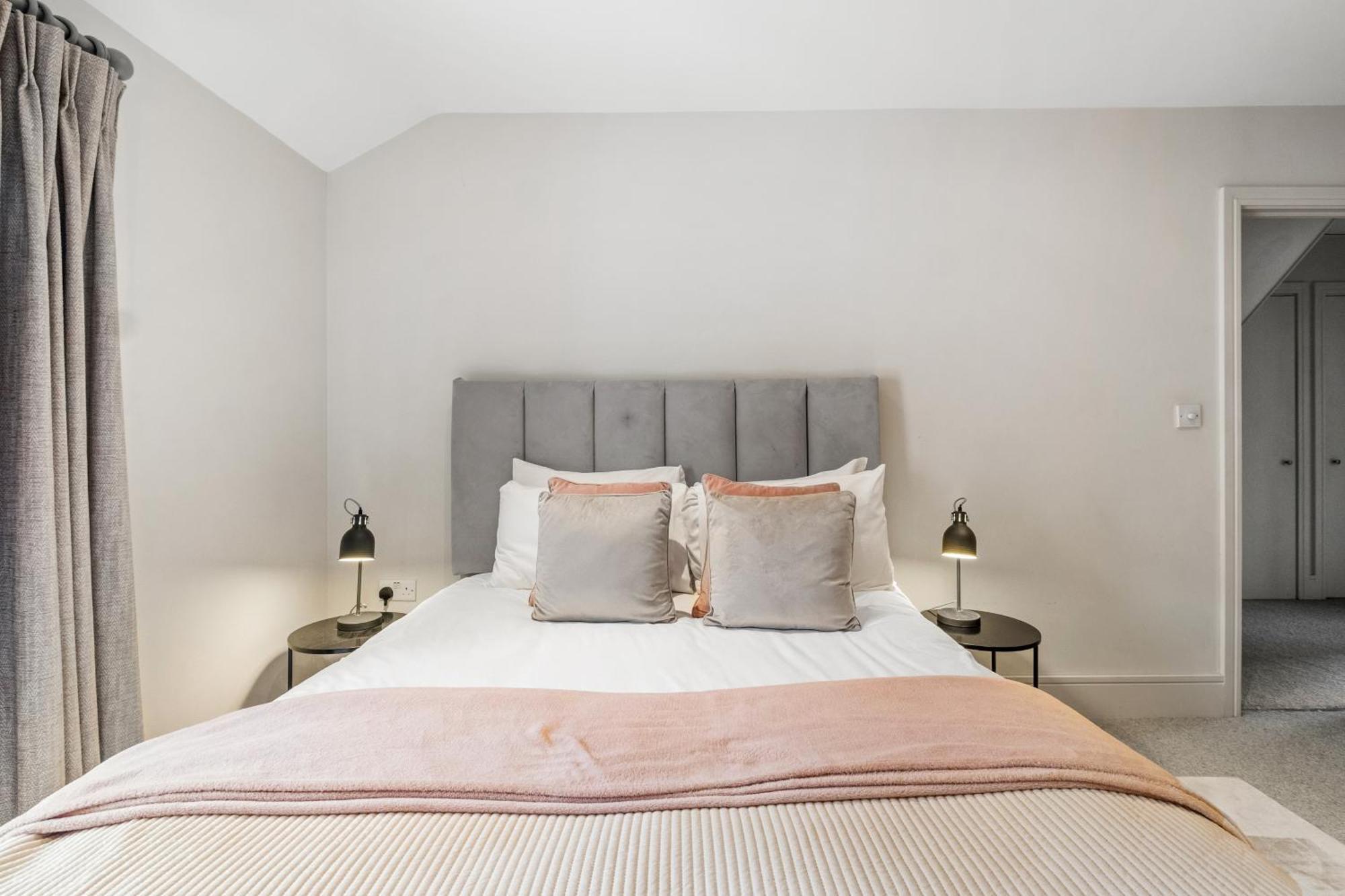 Ferienwohnung Osbourne House Pink 2 Bed, 2 And Half Bath Birmingham Exterior foto